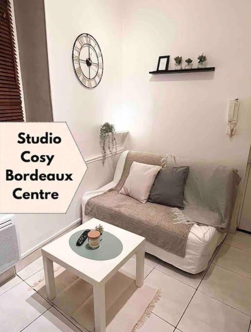 Appartement Studio Cosy à Bordeaux Extérieur photo